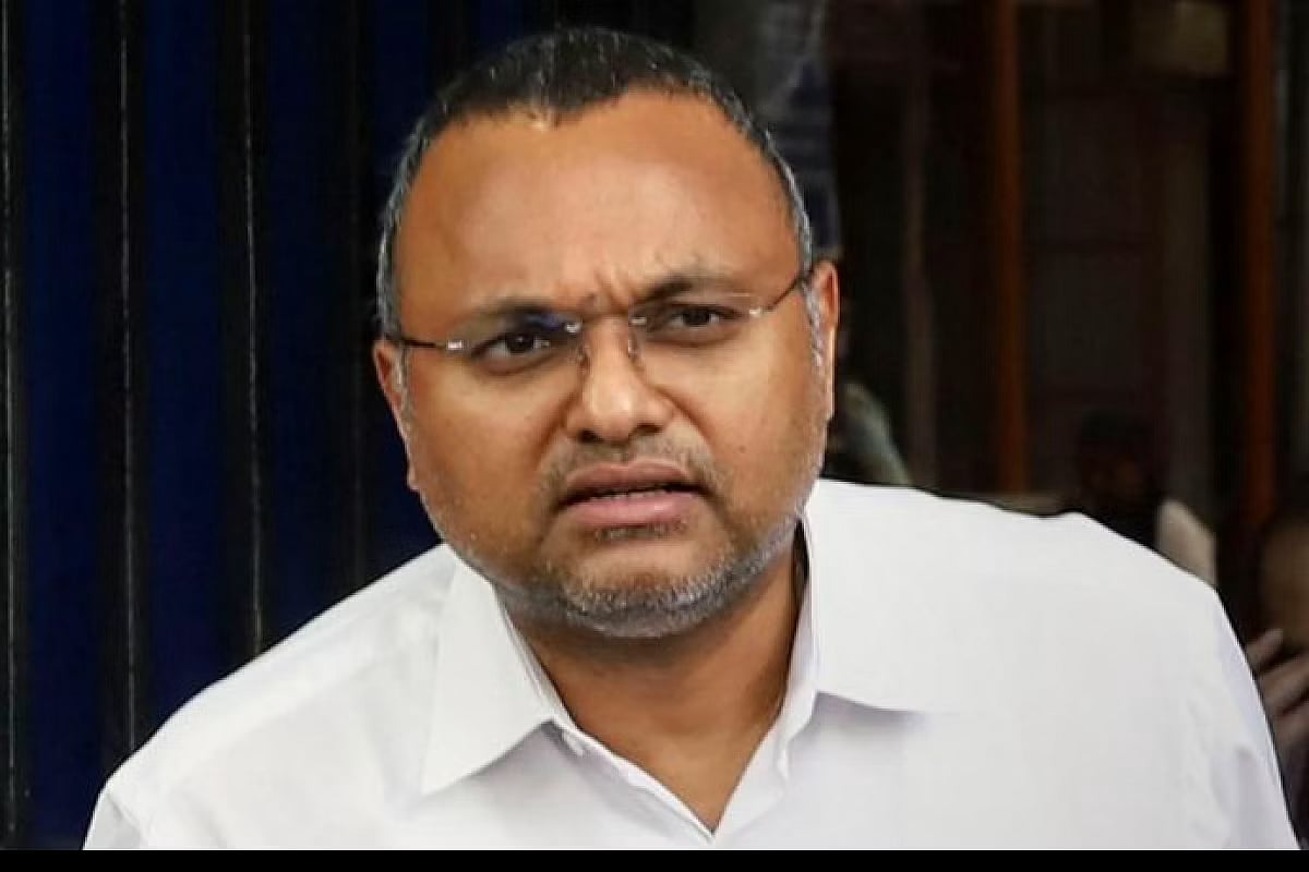 Delhi: Congress MP Karti Chidambaram approchesm court for anticipatory bail in visa scam case