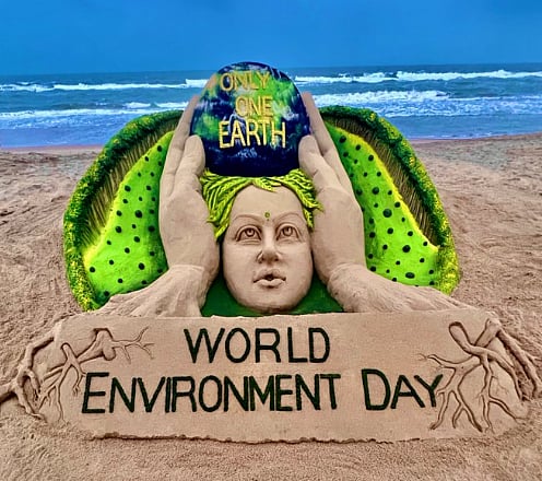 World Environment Day: Sudarsan Pattnaik creates sand art at Puri beach to mark day 