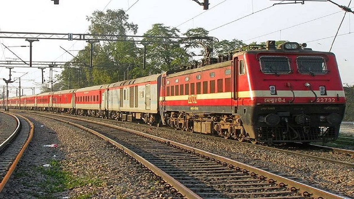 Western Railway registers 67% growth in revenue generation compared to previous year, surpasses proportionate target for June 2022  