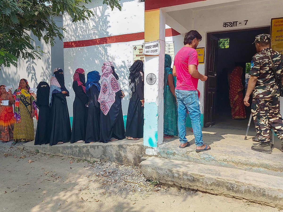Uttar Pradesh Lok Sabha bypolls: Amidst allegations of rigging, dull polling in Rampur and Azamgarh