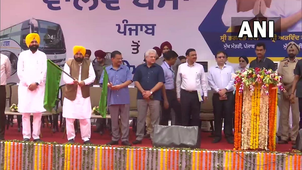Arvind Kejriwal & Bhagwant Mann flagged-off Volvo bus service from Punjab to Delhi airport in Jalandar. | ANI