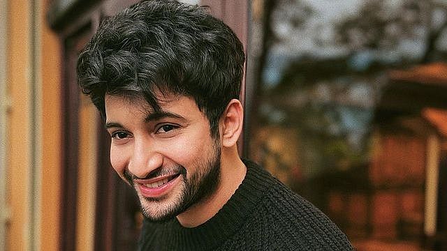 article-image