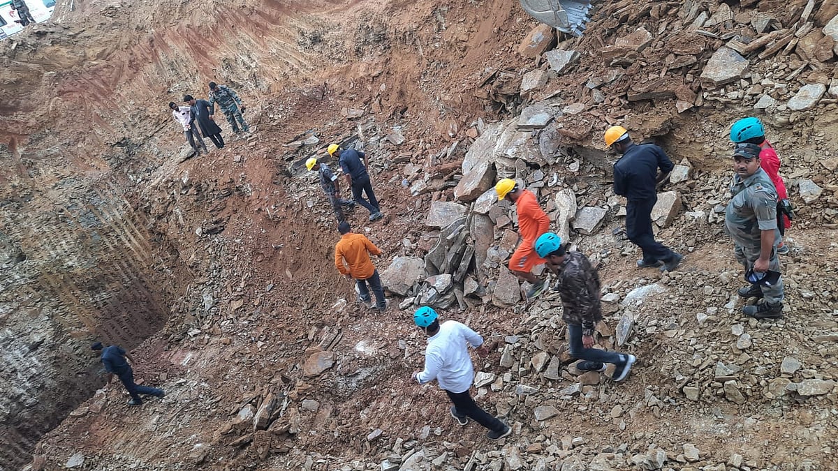 Chhattisgarh: 11-year-old boy stuck in borewell for 27 hours; rescue operations underway