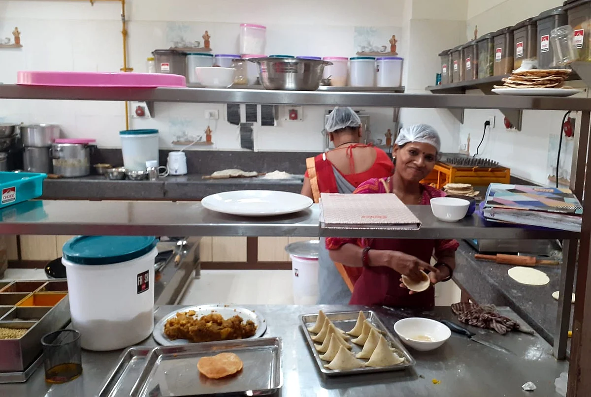 The initial capital for the canteen was raised by eight Didis, who contributed Rs 25,000 each.