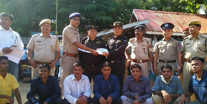 State police transfer seven ethnic Rohingya to Myanmar officials in Moreh, Manipur, on October 4, 2018 | Manipur Police