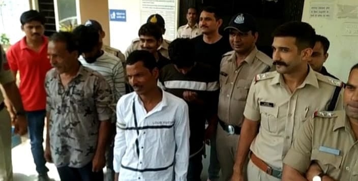 Dewas: Five arrested while plotting to commit robbery at Muthoot Finance