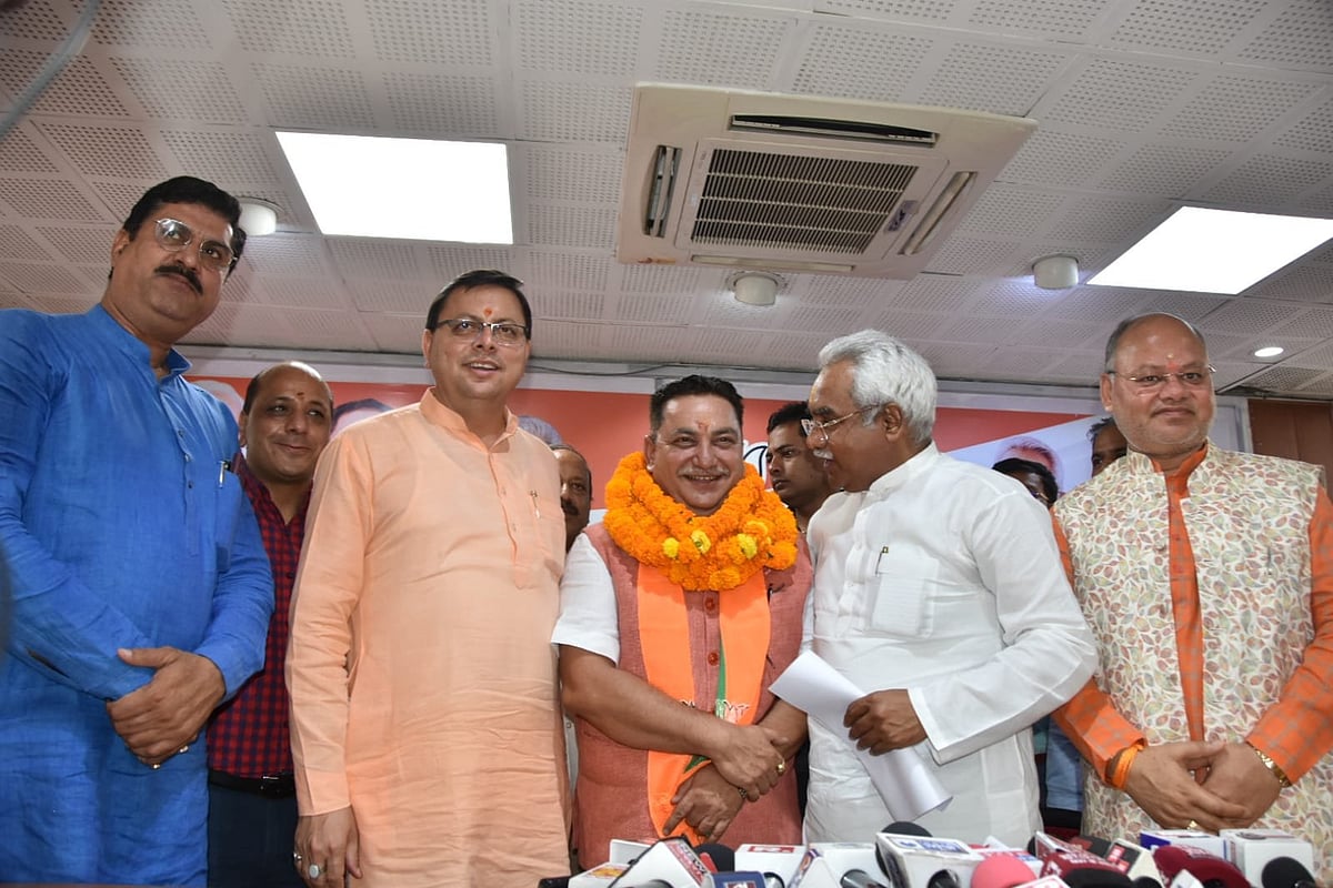 Uttarakhand AAP chief Deepak Bali joins BJP hours after resigning from party's membership