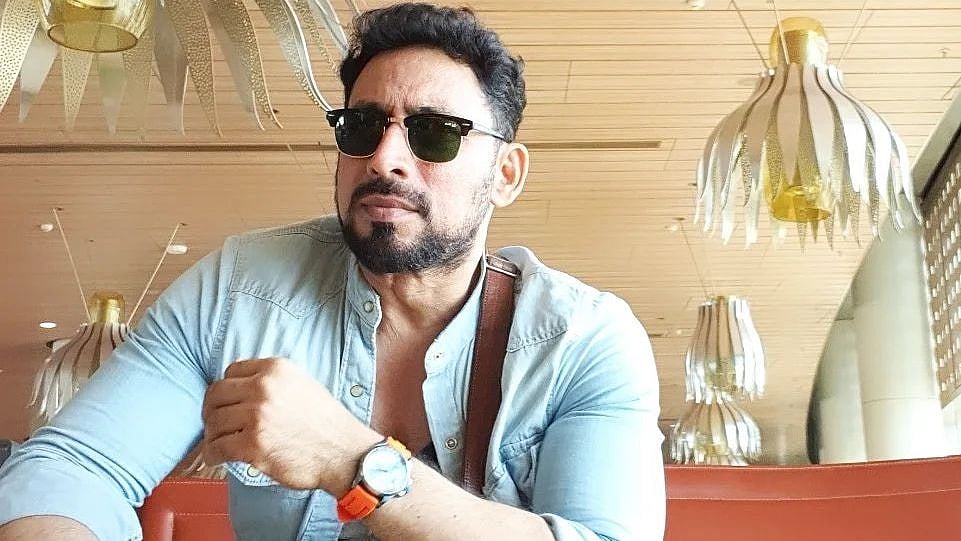 'CID' actor Hrishikesh Pandey robbed of cash, credit cards while travelling in a bus in South Mumbai