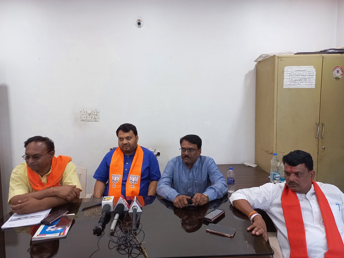 Alirajpur: PM's leadership has helped India overcome all challenges, says BJP state minister Jaideep...