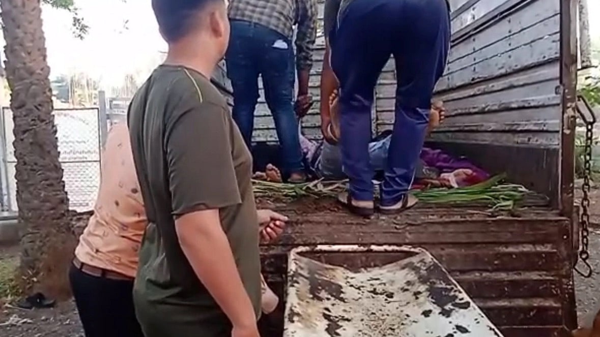 Indore: Three including two police constable killed in car collision 