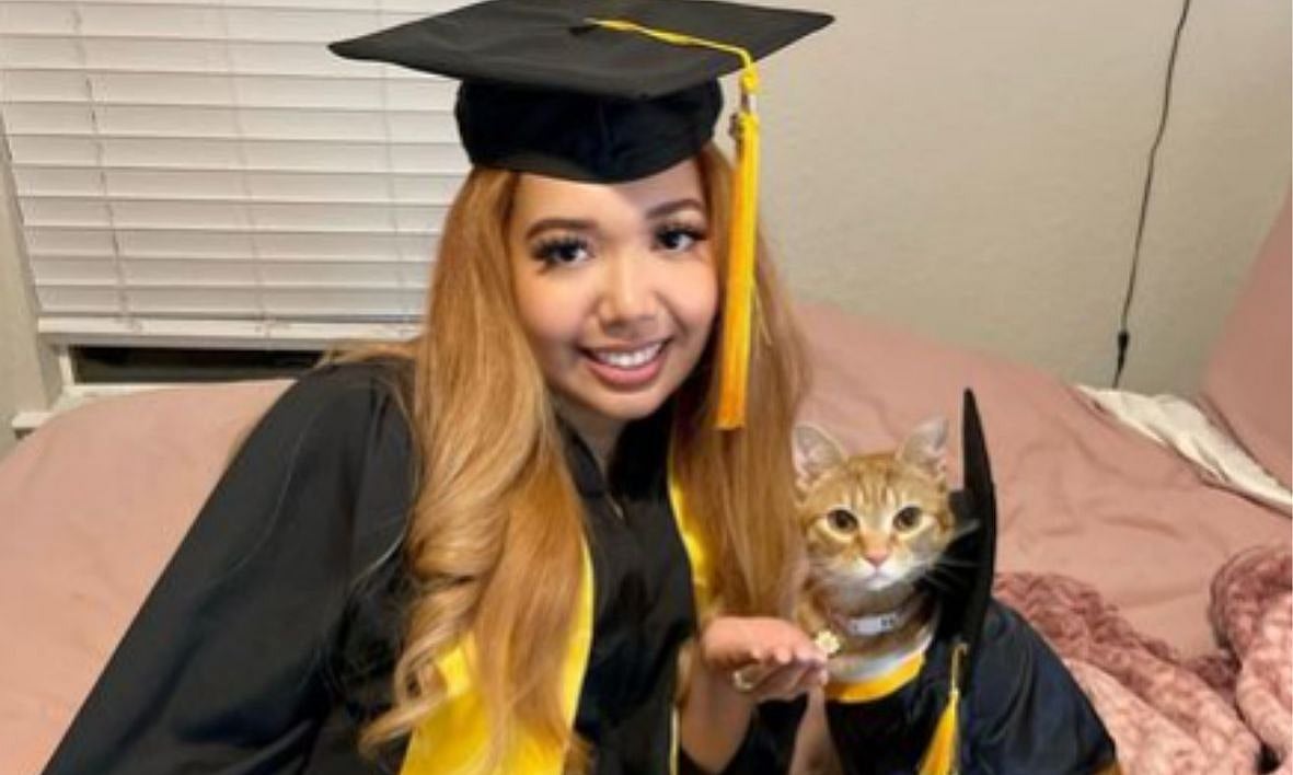 University of Texas congratulates a student's cat for this reason
