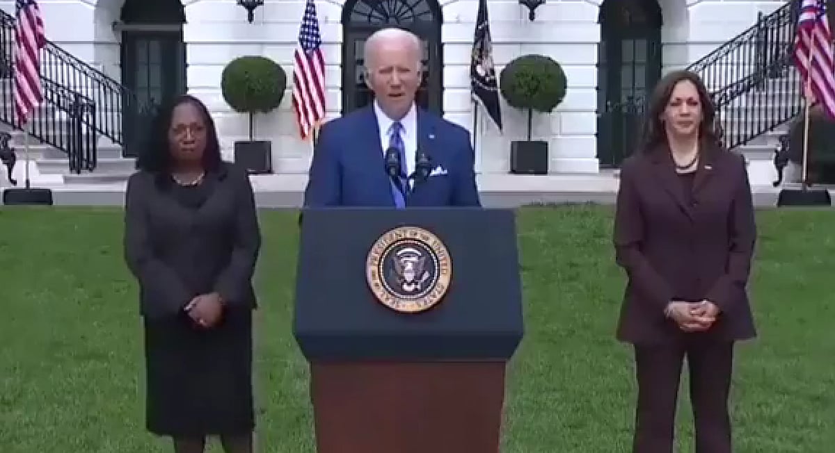 'Asufutimaehaehfutbw': Joe Biden fumbles while describing US in single word; watch video