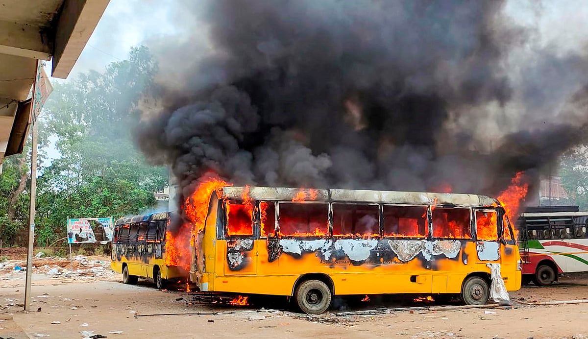 Agnipath protests: 1 dead, 12 trains set on fire, highways turn into battleground
