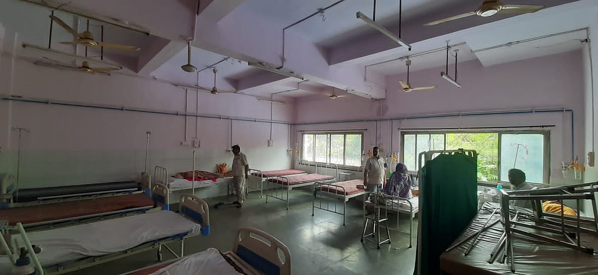 Thane: Wall plaster falls in male ward of KDMC's Rukmanibai Hospital, no injuries reported