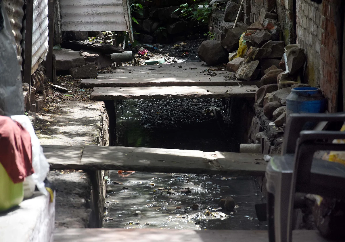 Open drain and poor sanitation plague Jhanda Colony, ward no. 34 in Bhopal   | FP