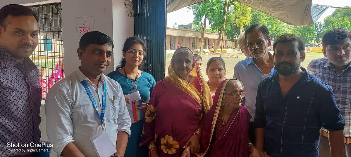 Mhow: Polling in Mhowgaon and Manpur Nagar Panchayat elections conclude ...