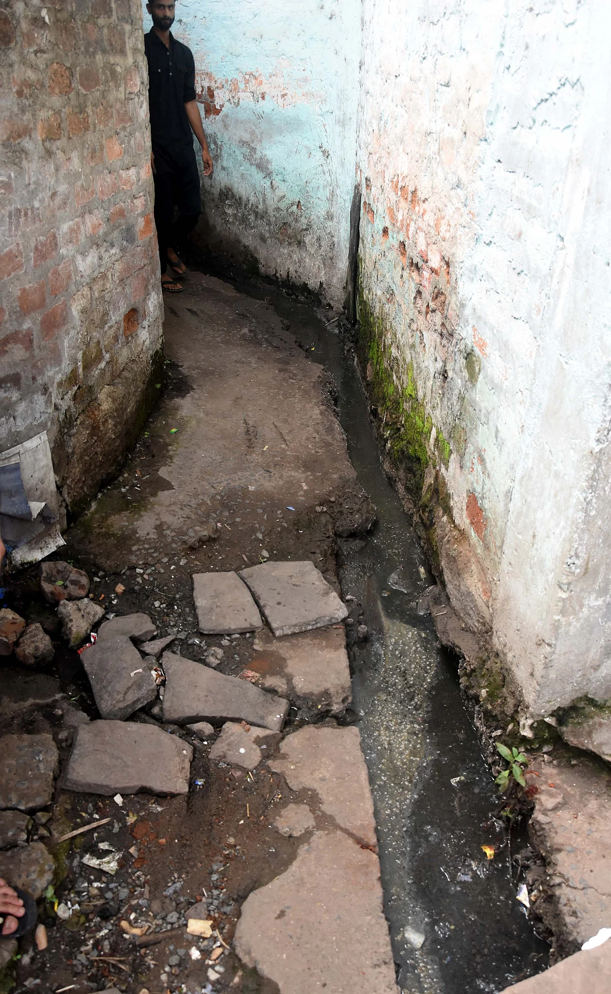 Open drain at Jhanda Colony, ward no. 34 in Bhopal