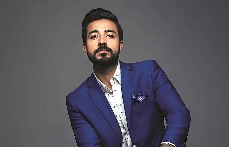 Yeh Dooriyan actor Paresh Pahuja confirms he's in a long distance relationship, 'I am experiencing a little sweet thing right now.'