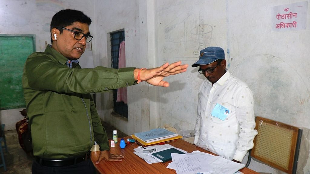 Two polling agents expelled in Khargone