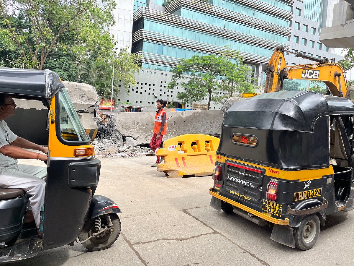 Mumbai: Western Express Highway witnesses heavy traffic; metro girder being replaced
