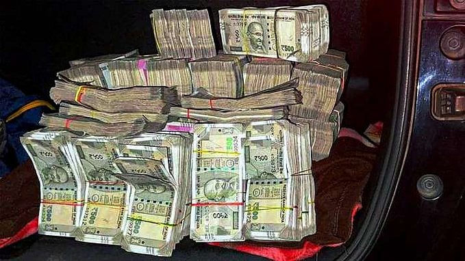 MP: Rs 43L cash seized from car in Nemawar 