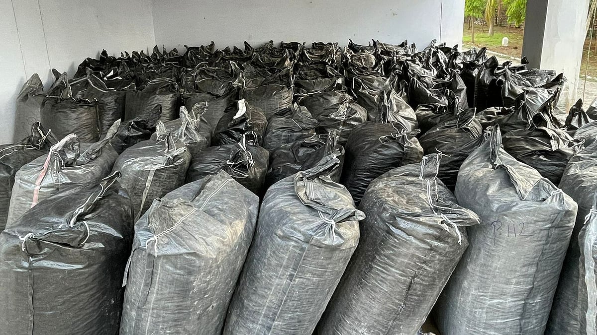 Neemuch: CBN seizes 2,400 kg narcotics from petrol tanker, one arrested