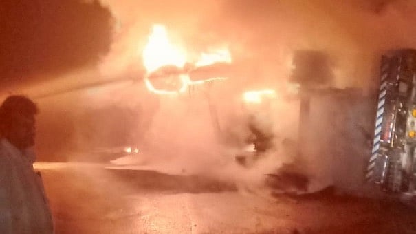 Mhow: Driver, operator burnt to ashes in truck mishap in Simrol ghat