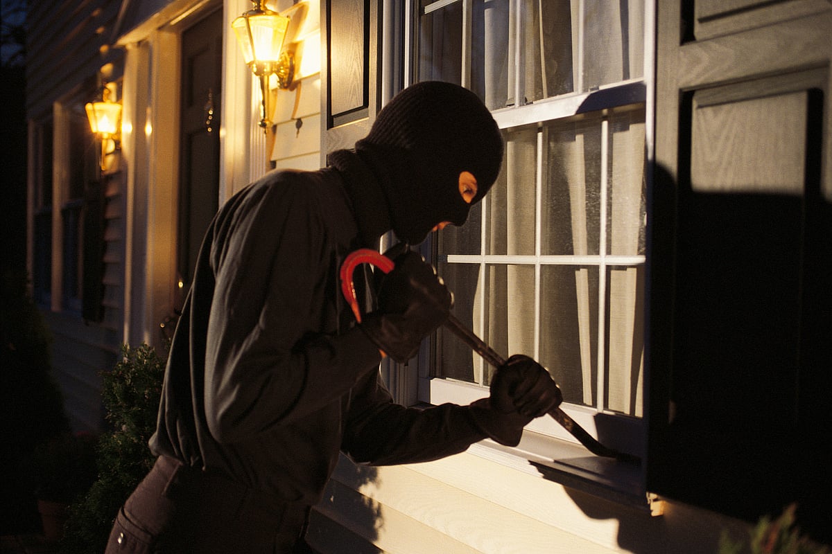 Thane: Son commits house-break-ins to pay father's medical bill