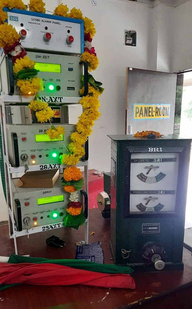 Bhopal: Upgraded signal system installed at Bhirangi and Palasner railway stations