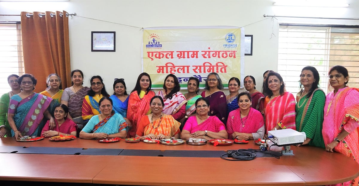 Mhow: Sisters of Ekal Village Organisation celebrate ‘Rakshabandhan’