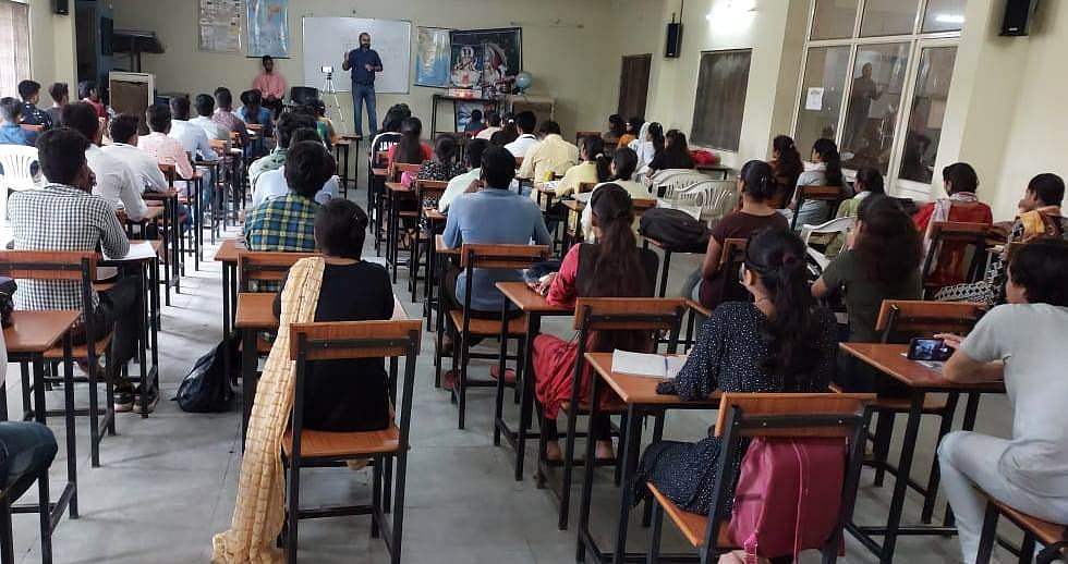 Sehore collector shares success mantras with civil service aspirants