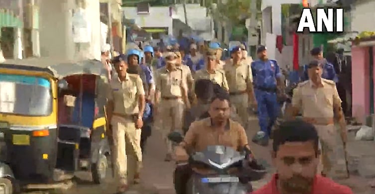 Veer Savarkar flex row: Karnataka police conducts flag march amid Section 144 imposed in Shivamogga; watch video