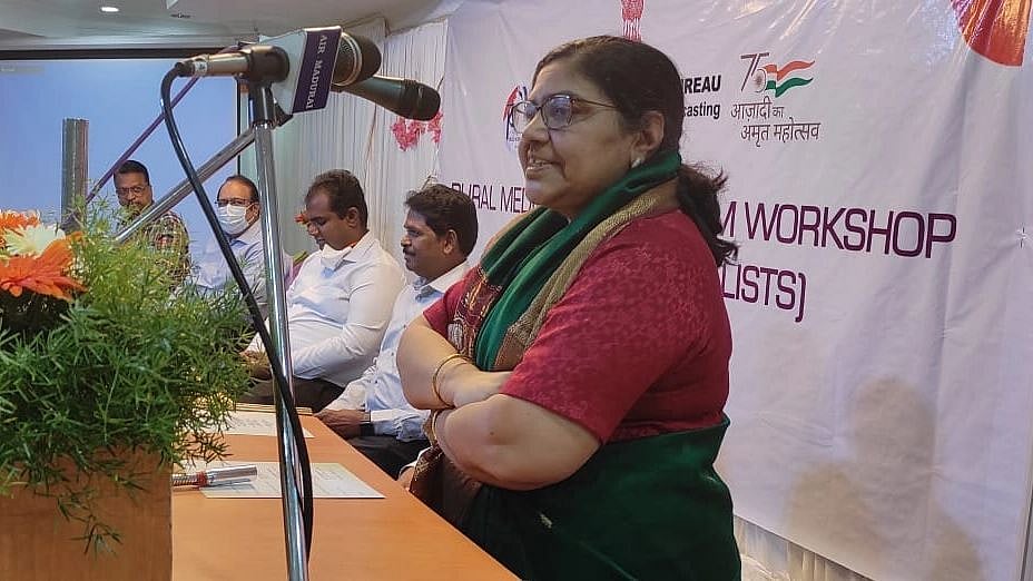 IIS officer Vasudha Gupta appointed DG,  All India Radio