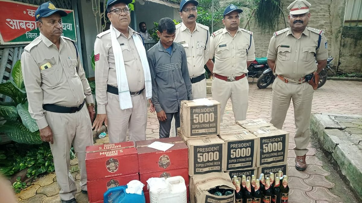 Sendhwa: Man arrested with spurious liquor