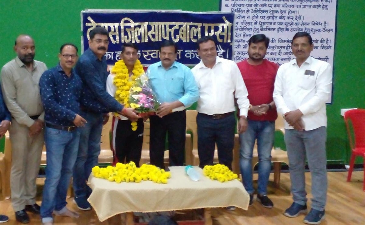 article-image