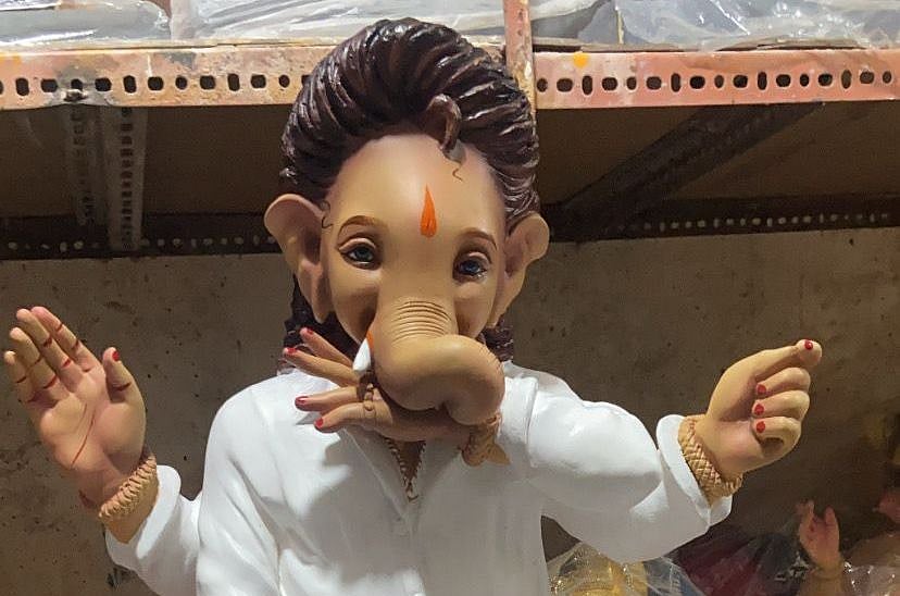 Ganpati idol modelled on Allu Arjun's Pushpa Raj | Twitter/Ashwani Kumar