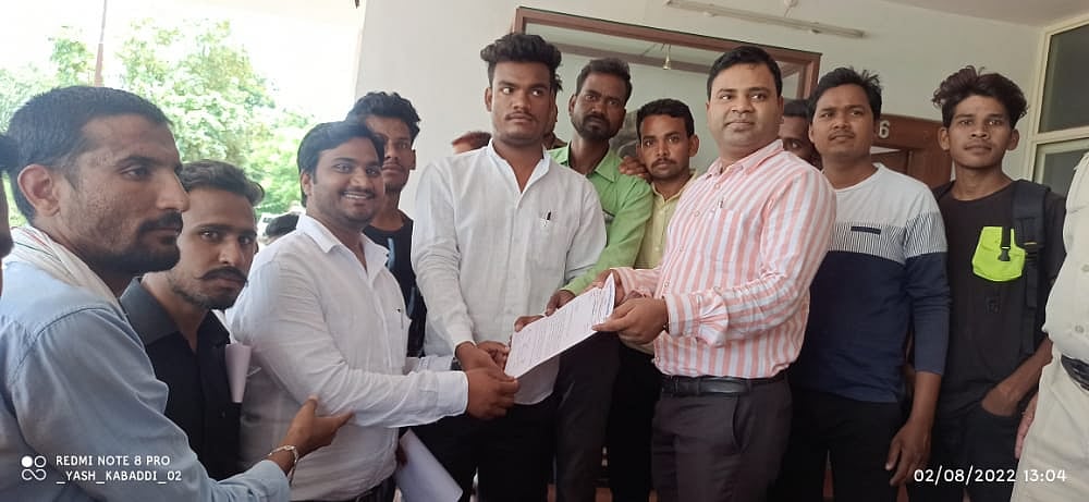 Sehore: Memo submitted to declare holiday on World Tribal Day