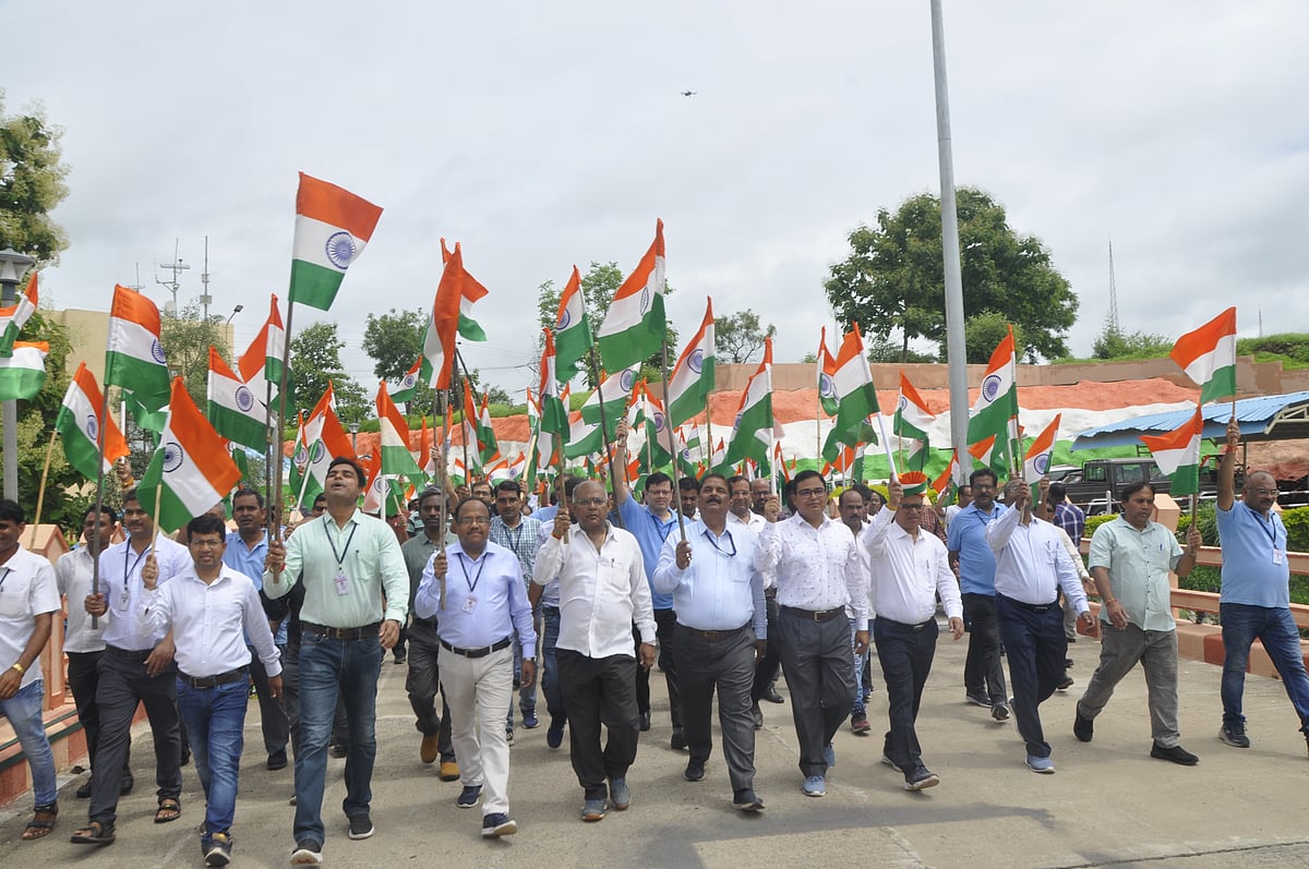 Azadi Ka Amrit Mahotsav: NHDC employees take out Tricolour rally 