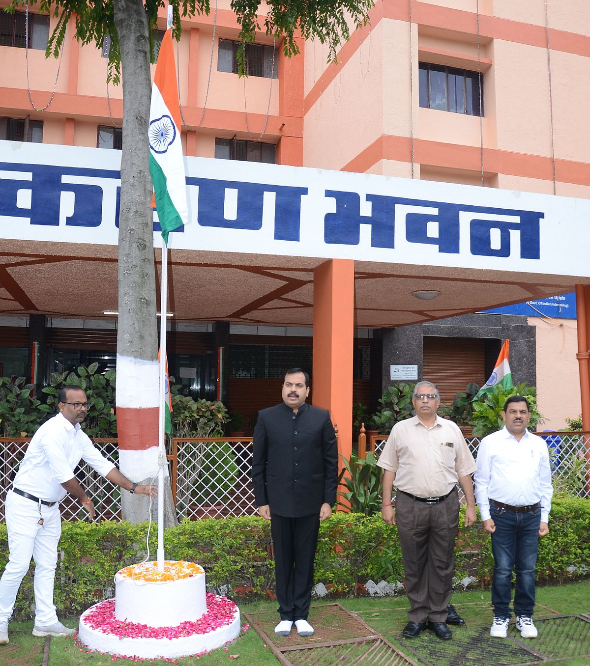 CEO Ashish Pathak shows respect after unfurling the Tricolour at UDA
