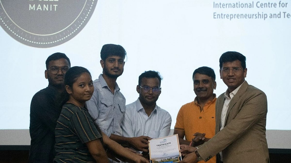 article-image