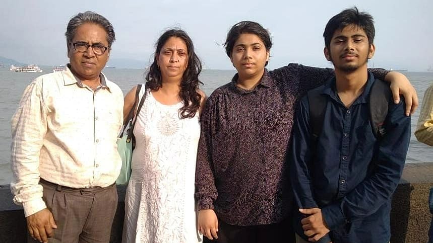 Abhinav Gangil (AIR 671) with family