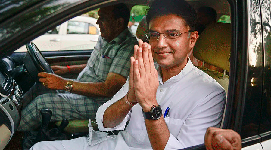 Pilot meets Sonia Gandhi in Delhi to discuss Rajasthan, says she will take final decision