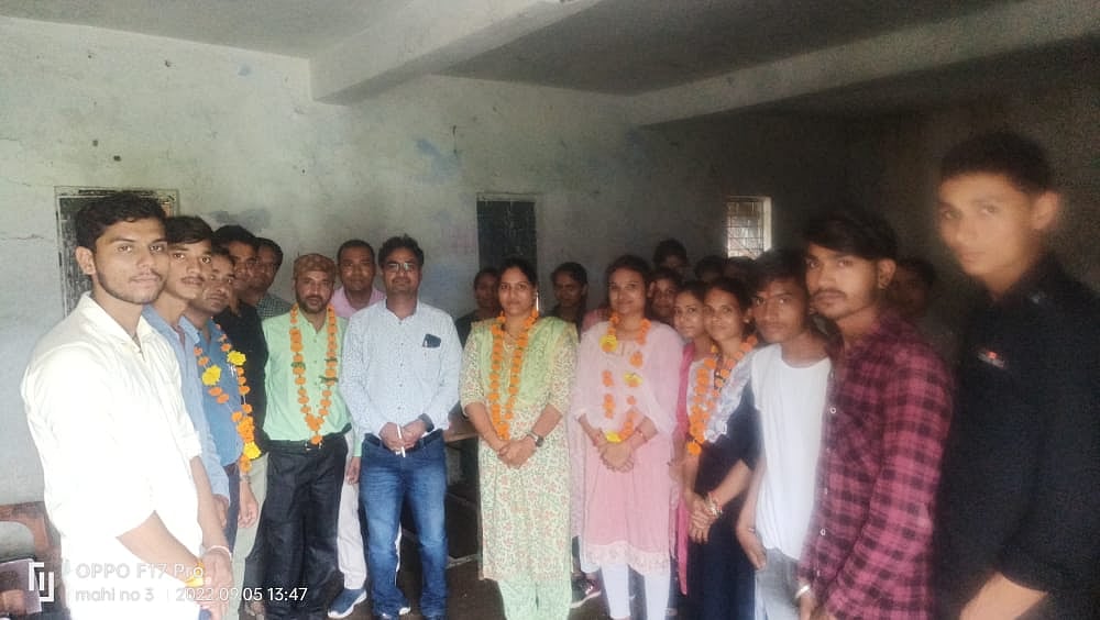 Teachers honoured by Chatra Ekta Parishad in Pipalrawan; teacher's day programme organised in...