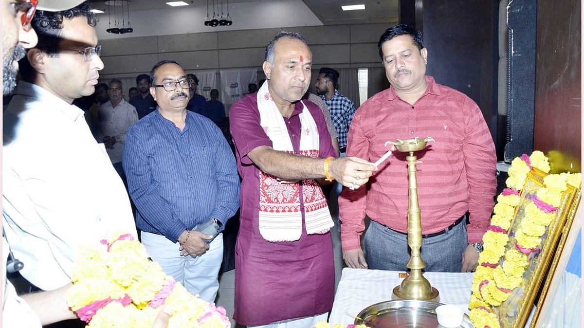 Dewas: Paan shop owners taught how to keep surroundings clean