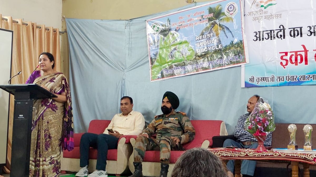 Dewas: Ways to conserve electricity taught in workshop on energy literacy