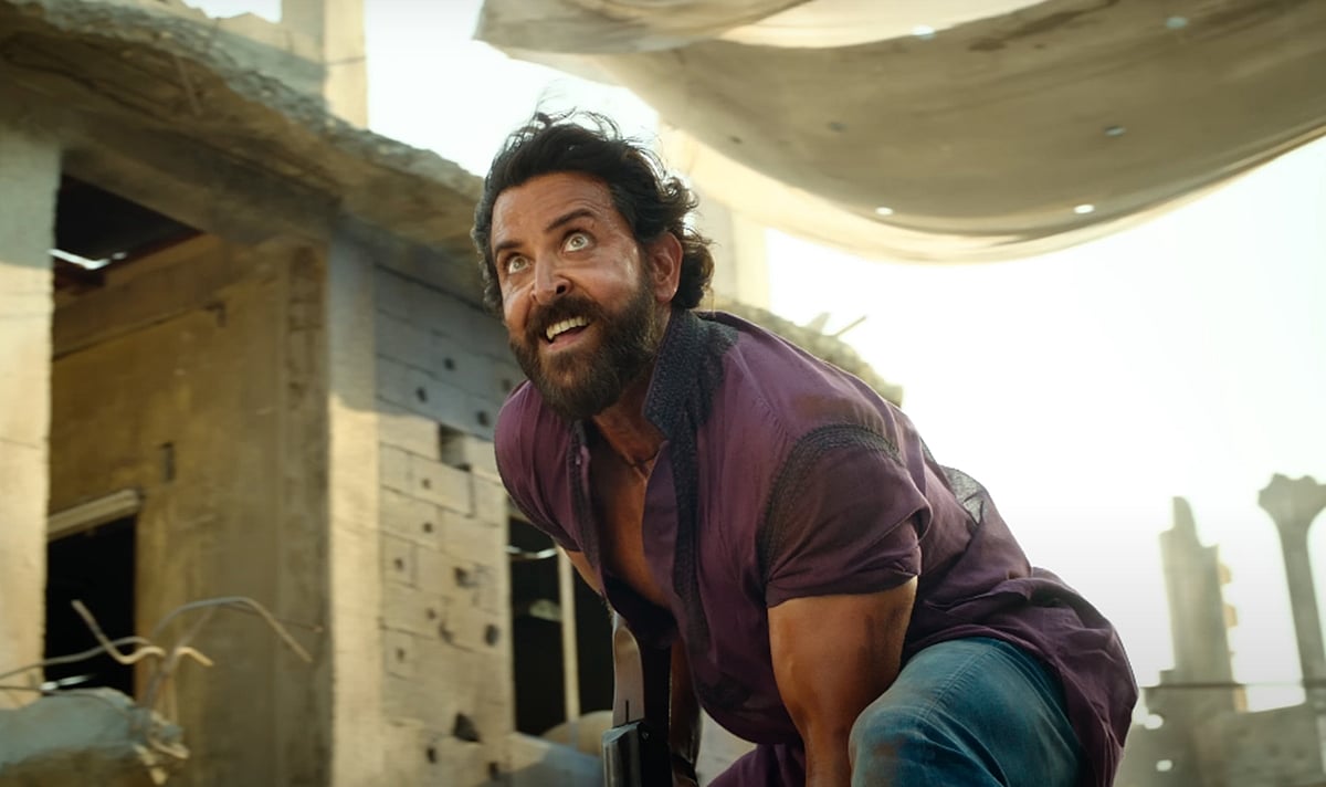 Hrithik Roshan expresses gratitude after fans go crazy at ‘Vikram Vedha’ trailer preview screenings