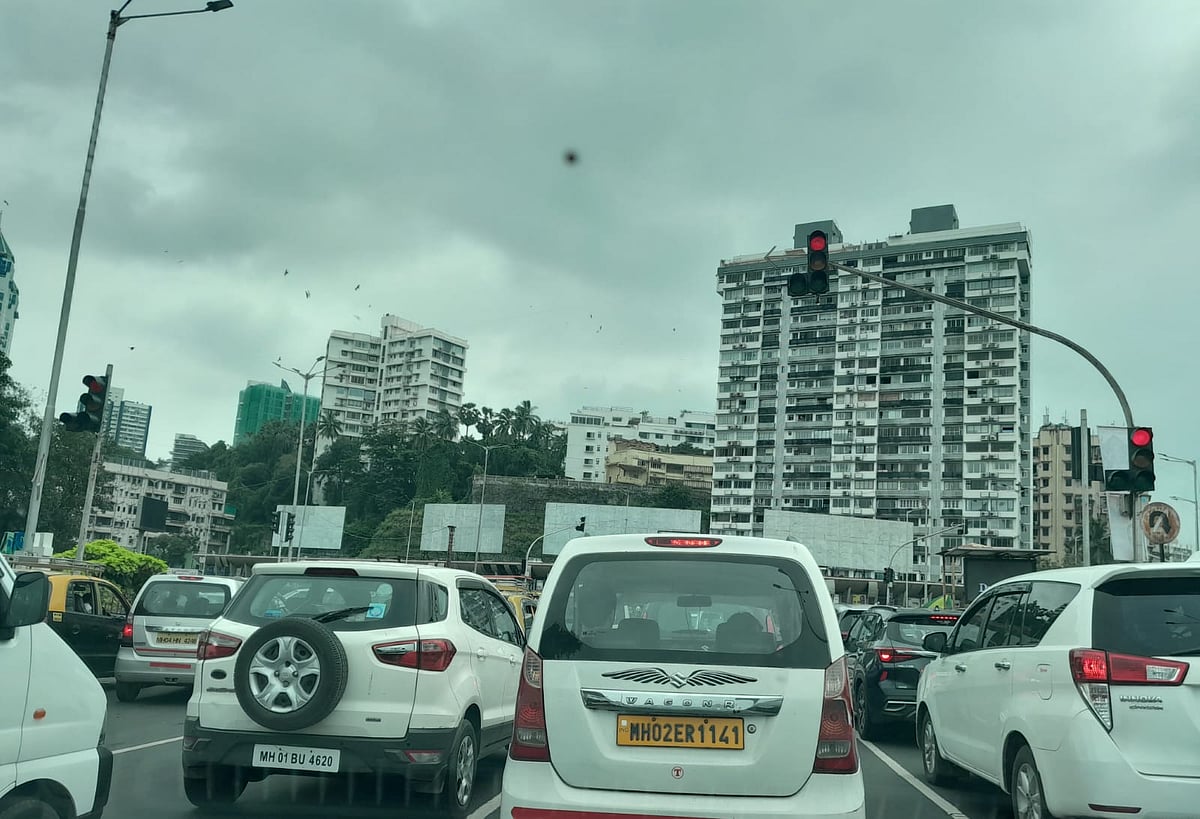 Mumbai: Busy Haji Ali junction has become a bane for commuters