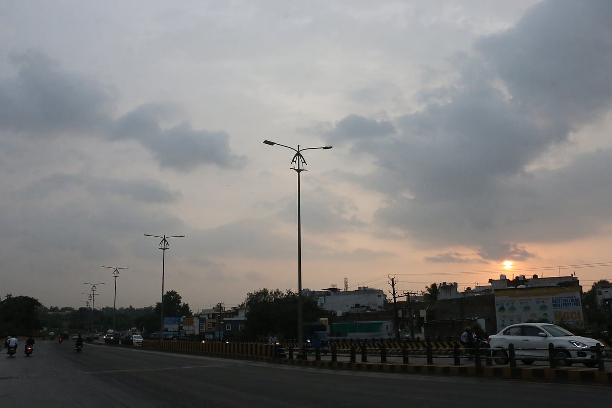 Bhopal: Day temperature drops up to 10 degrees, gusty wind with rain likely 
