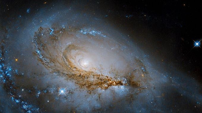 Amazing spiral galaxy image from NASA's Hubble Telescope, NGC 1961: Read to know more