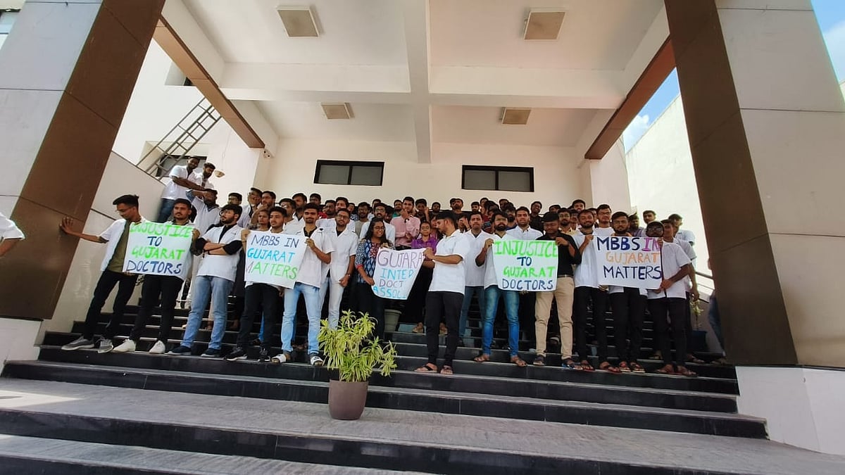 Gujarat: NEET PG aspirants protest state gov's new, sudden rules